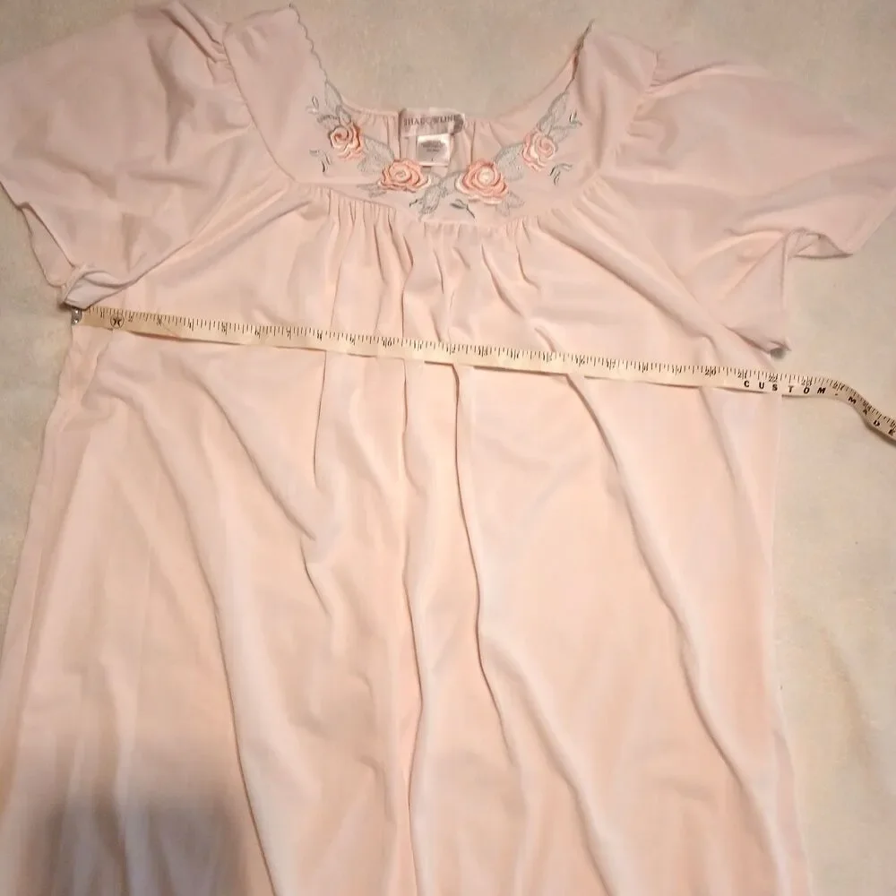 Vtg Shadowline Pink Nightgown & Robe Women’s Embroidery Trim Floral Nylon Size L